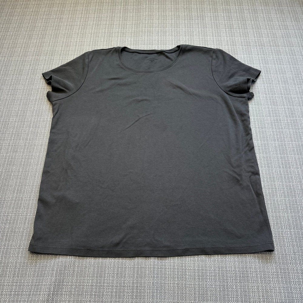 Eileen Fisher Organic Cotton Tee Shirt Medium Gray Short Sleeve Minimalist Top
